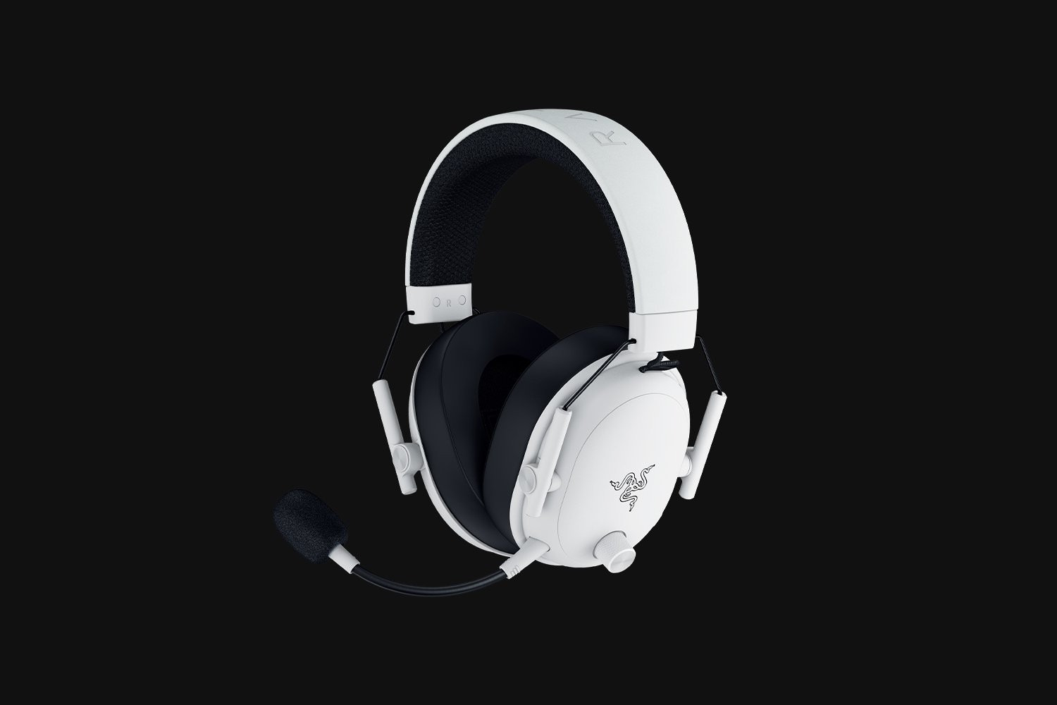 Razer BlackShark V3 - Ranked #5 Over-ear Headphones for Gaming
